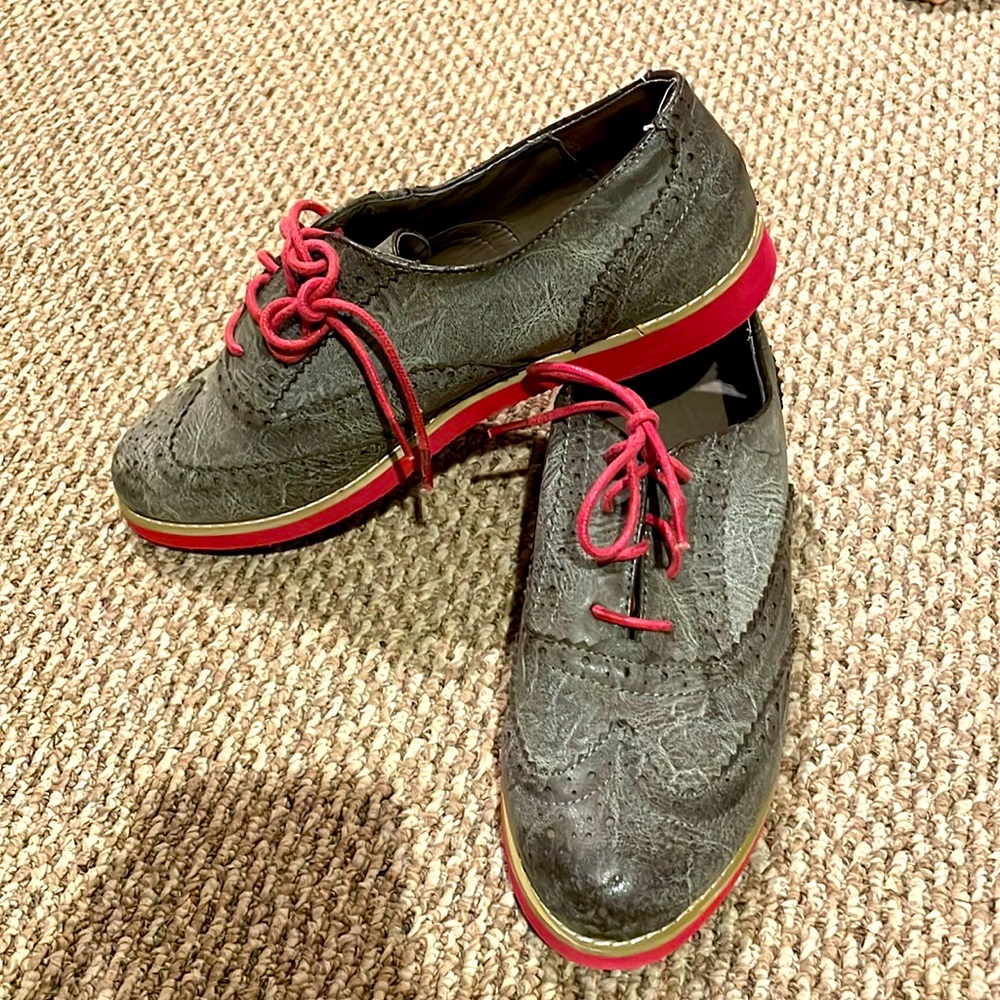 Rouge size 8